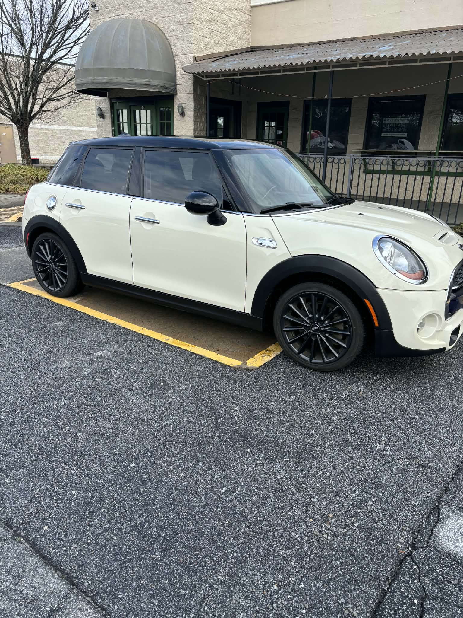 2016 Mini Cooper S photo 2