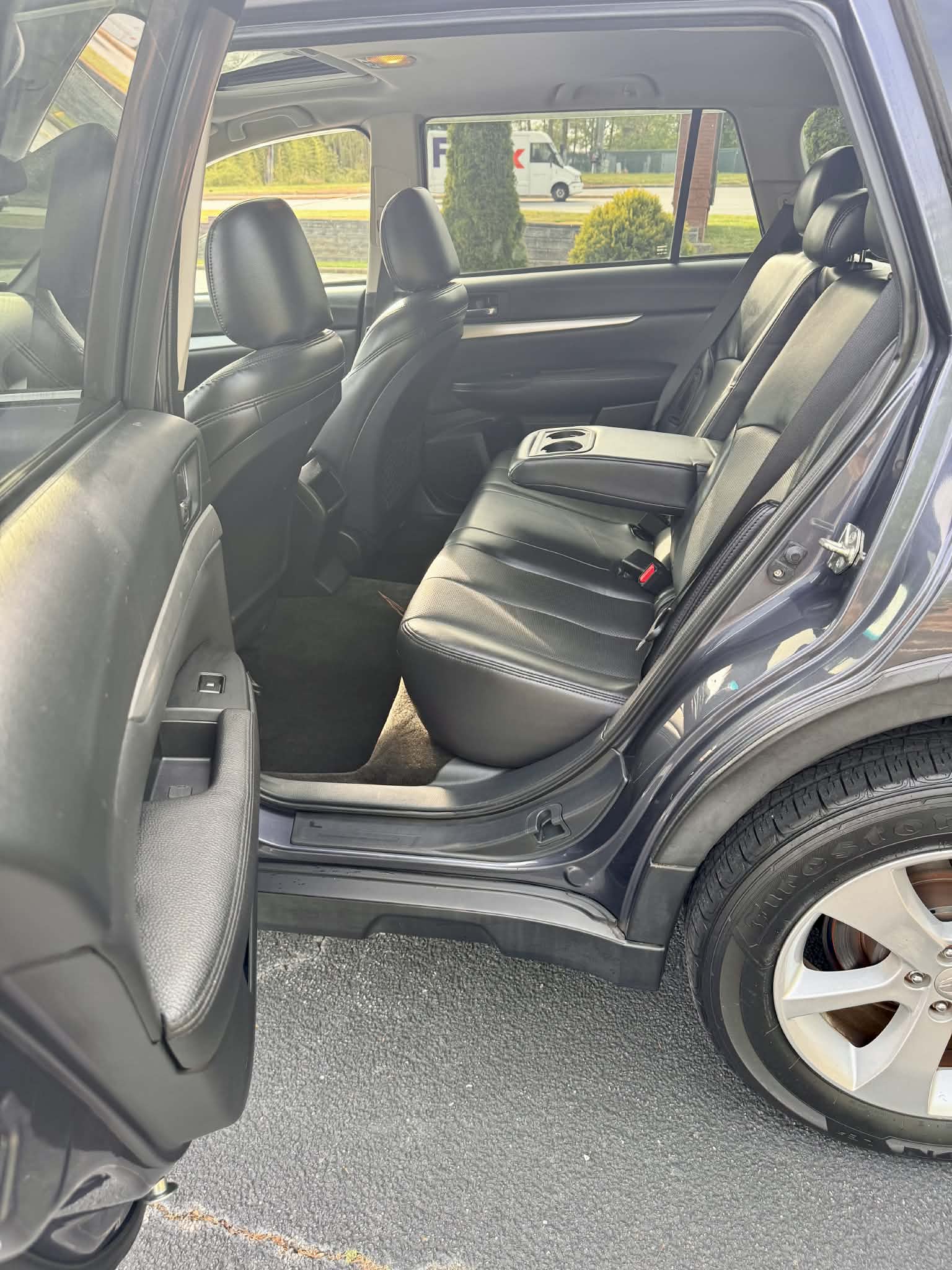 2014 Subaru Outback photo 10