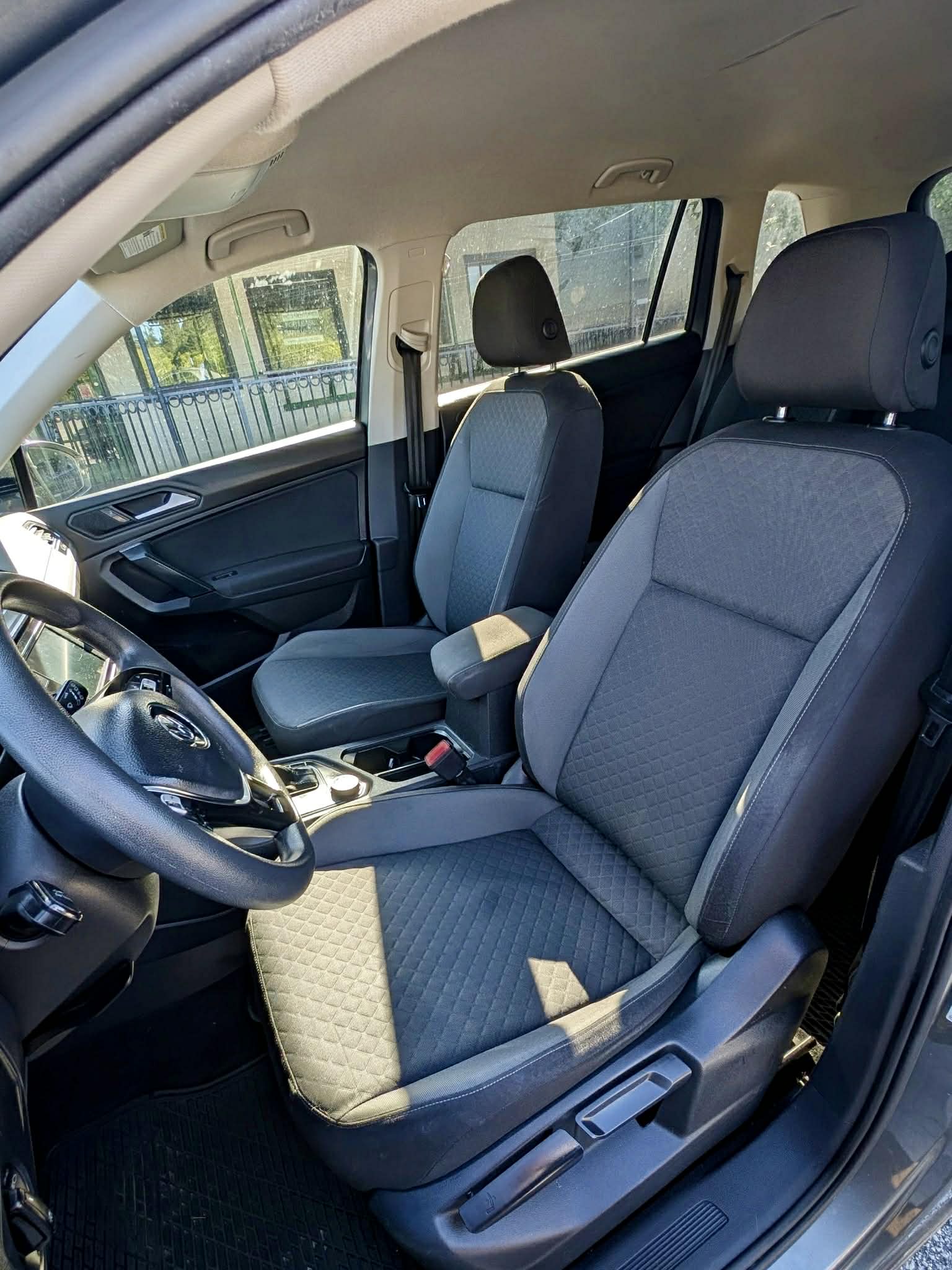 2019 Volkswagen Tiguan 4Motion S photo 7