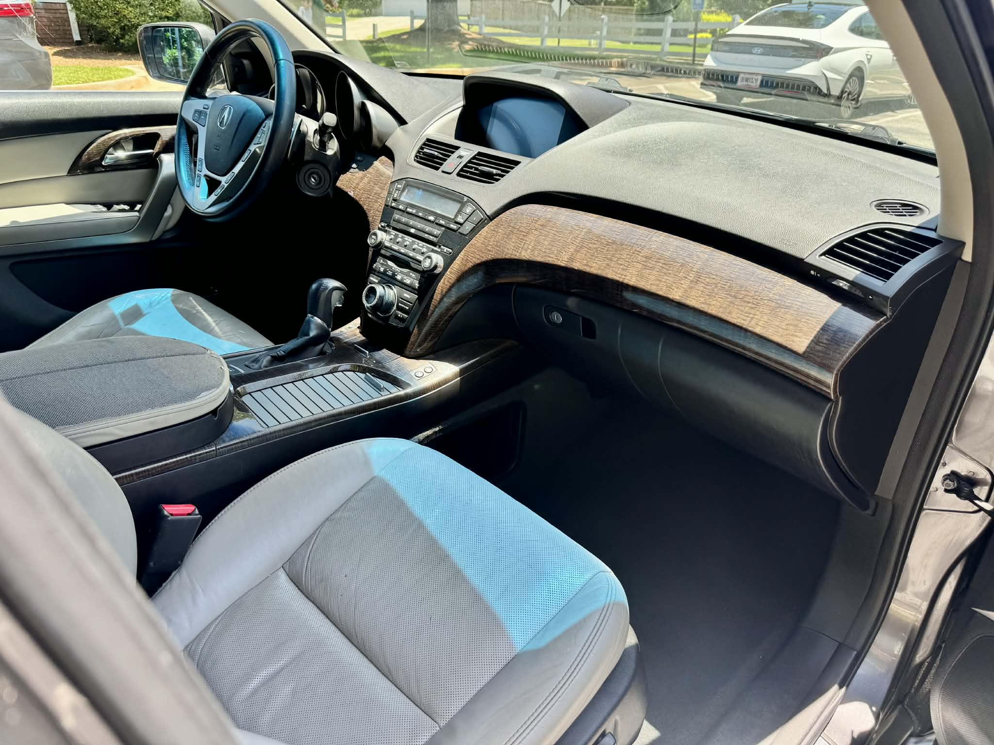 2011 Acura MDX SH-AWD w/Advance w/RES photo 7