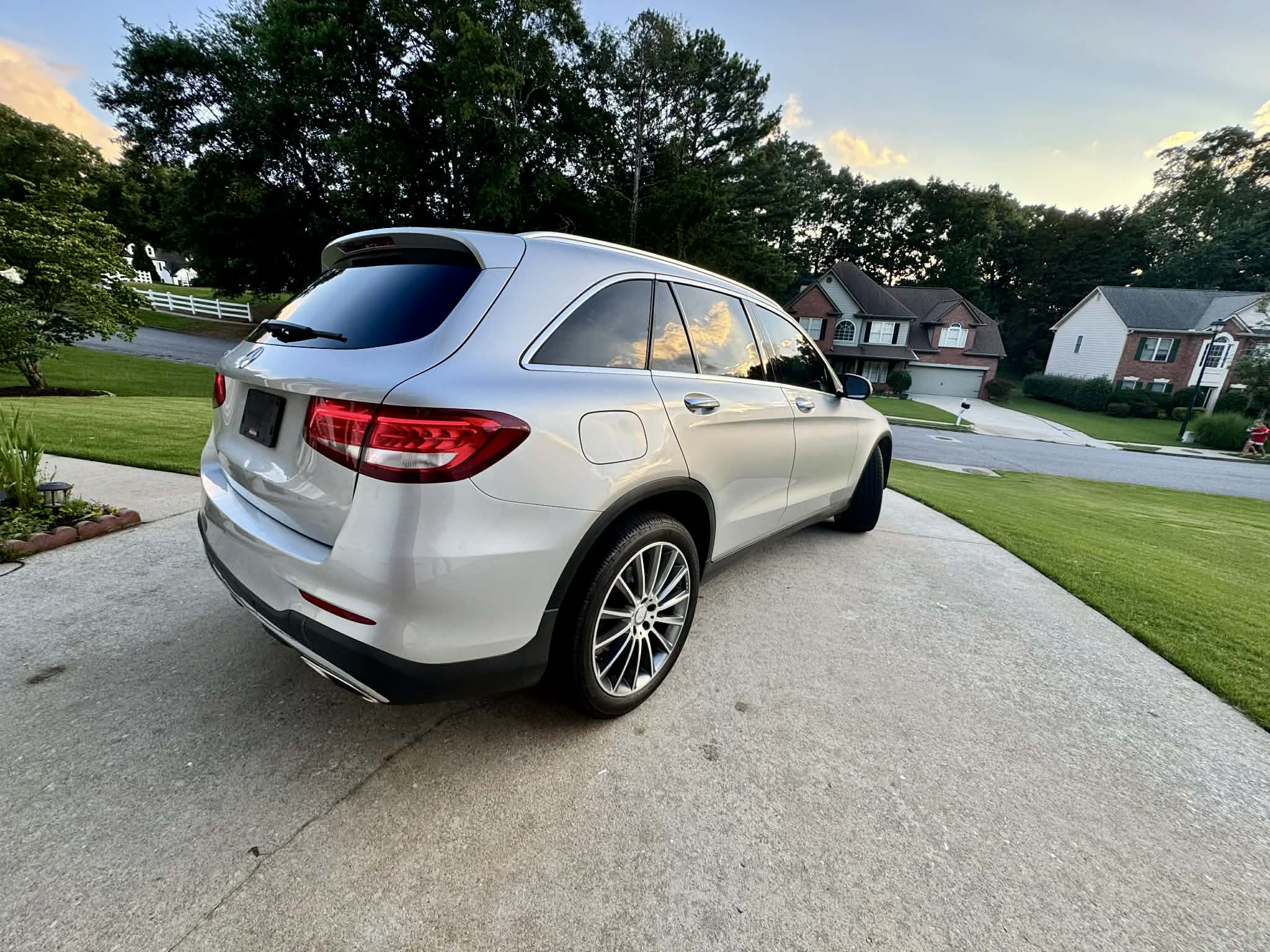 2016 Mercedes-Benz GLC300 photo 5