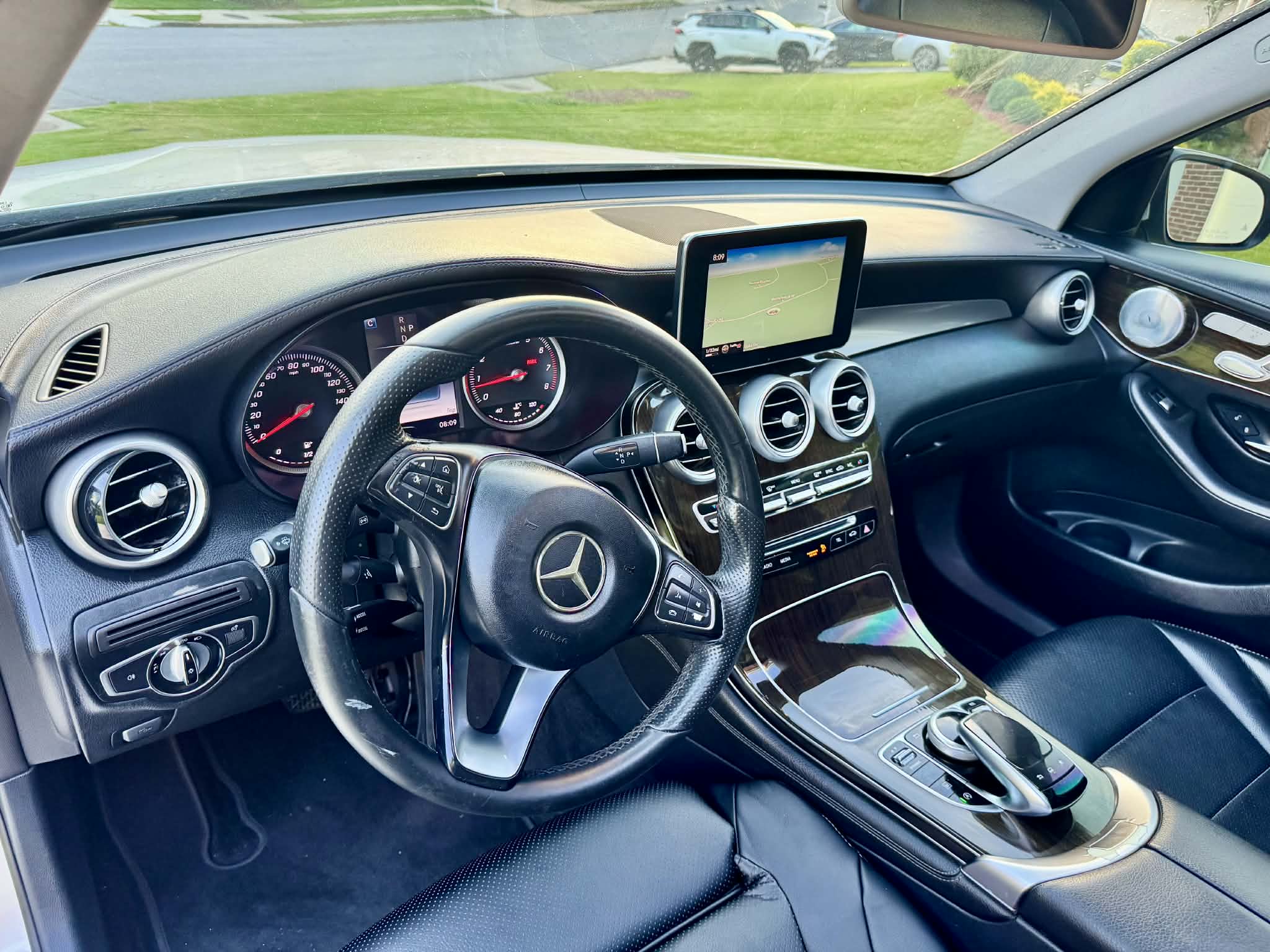 2016 Mercedes-Benz GLC300 photo 8