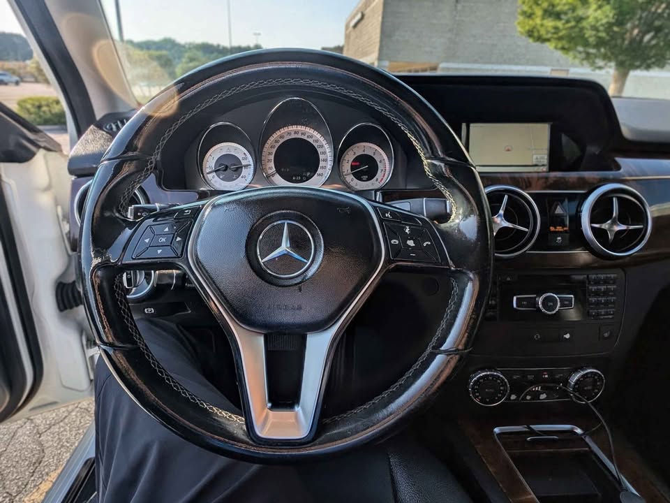 2014 Mercedes-Benz GLK 350 photo 6