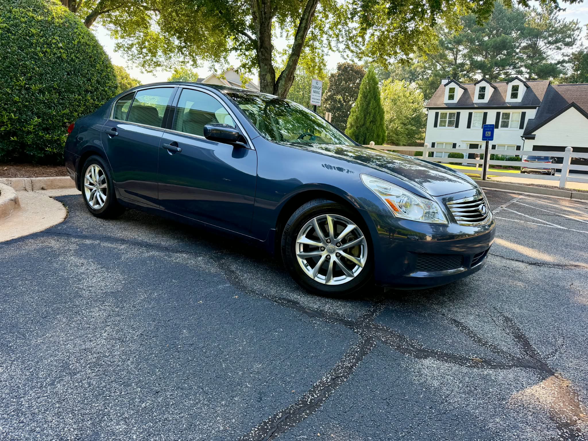 2009 Infinti G37 photo 5