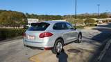2014 Porsche Cayenne S-Hybrid photo 6