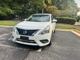 2018 Nissan Versa S photo 1