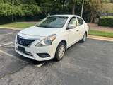 2018 Nissan Versa S photo 2